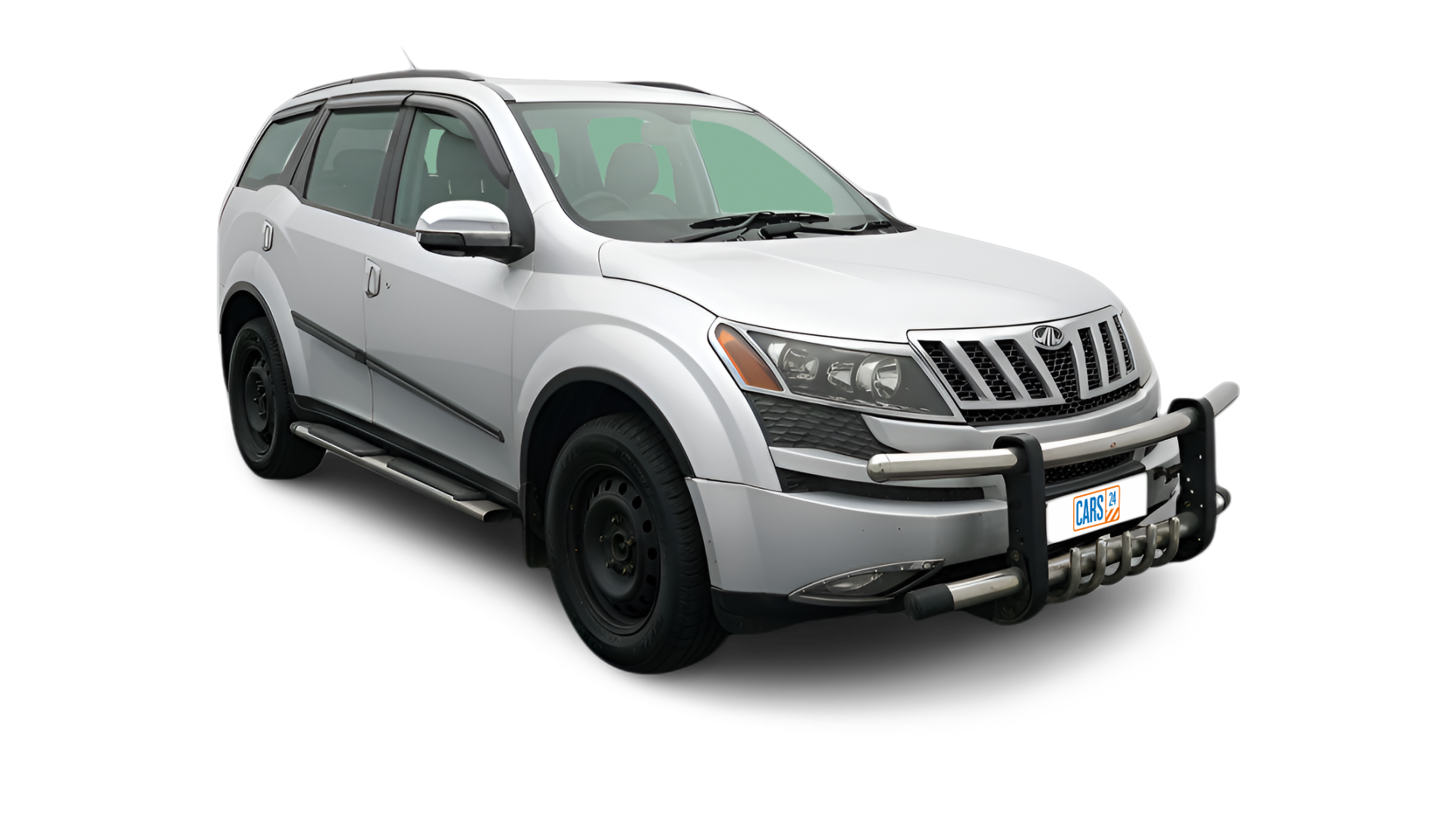 Mahindra XUV500-img